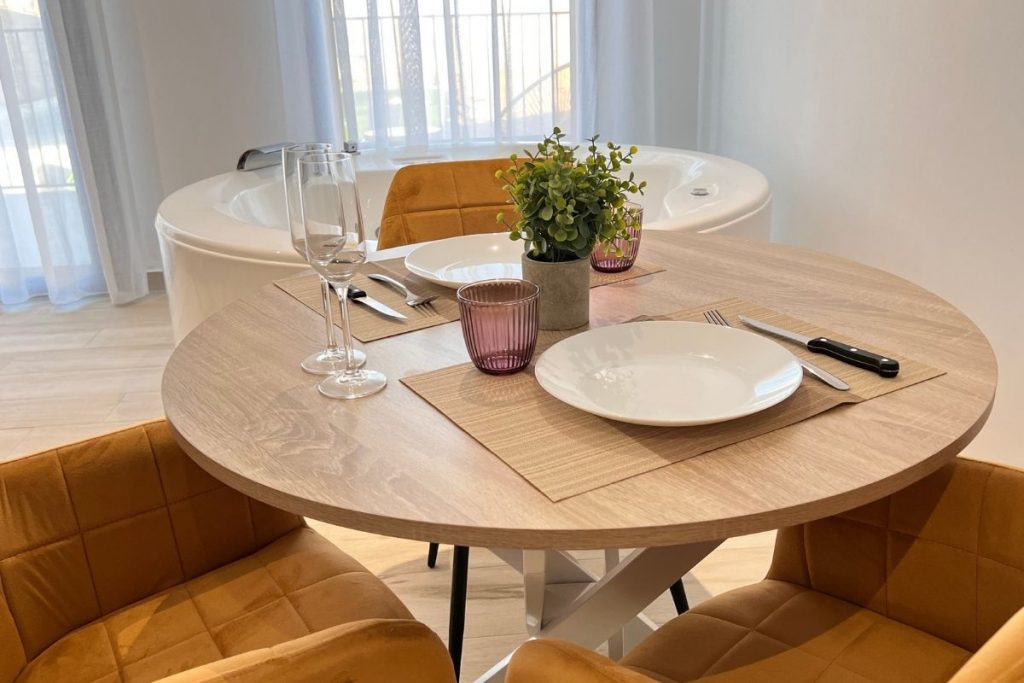 Boutique Apartment in Cuenca – Birch Suite