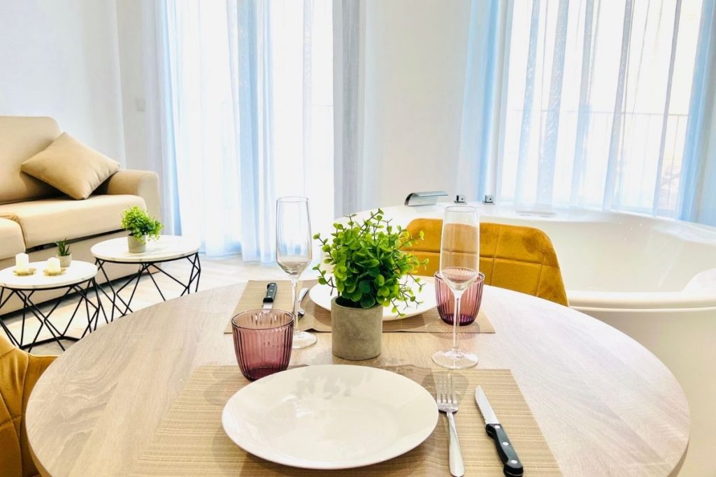 Boutique Apartment in Cuenca – Birch Suite