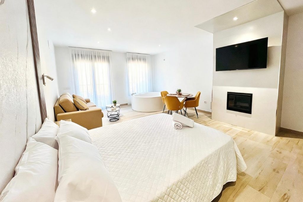 4-Suite Terraza Encina – Complejo La Serreria 4